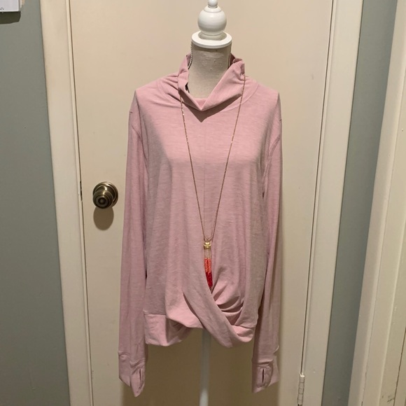 Old Navy Active shirt - Picture 1 of 5